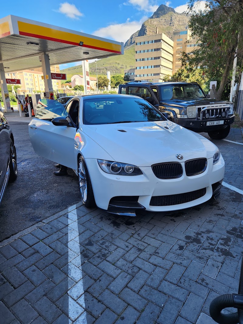 EXCLUSIVE AUTO CARE - Photo 3